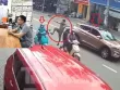 Lời khai của người đàn ông đạp nữ tài xế xe ôm ngã nhào ở Bình Dương