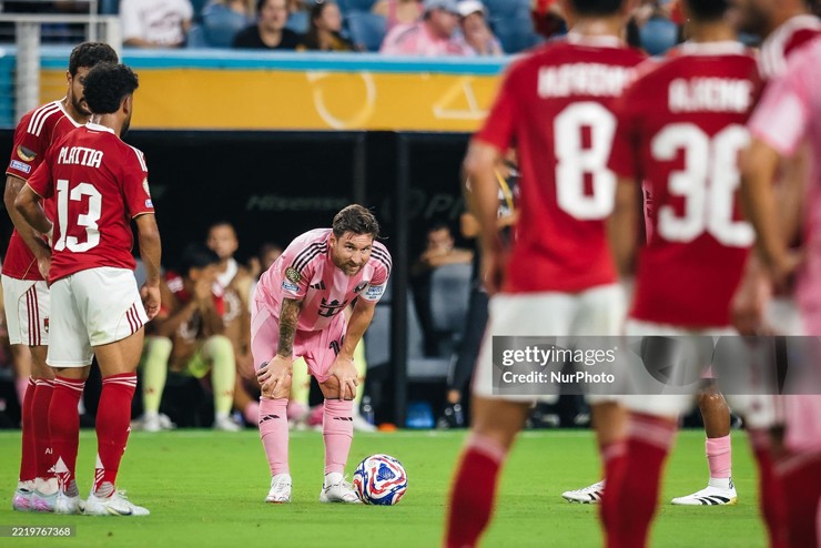 Inter Miami của Messi bị cầm hòa 0-0 ngày ra quân