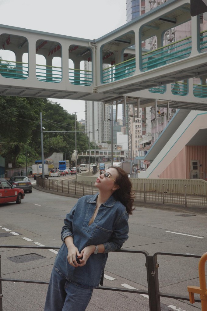 Cường Đôla được khen khéo nịnh vợ khi đăng ảnh Đàm Thu Trang và viết "Cô người yêu của mình" kèm nhiều icon trái tim thể hiện tình yêu nồng nàn.