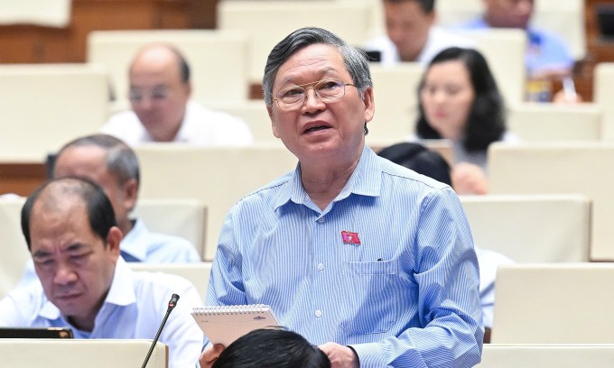 đại biểu Tô Văn Tám, Thường trực Ủy ban Pháp luật và Tư pháp. Ảnh: Cổng TTĐT Quốc hội