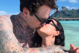 Demi Lovato và chồng nghỉ trăng mật tại đảo nhiệt đới