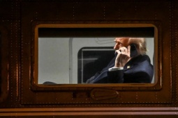 Điện thoại 499 USD của ông Trump có thể vẫn sản xuất tại Trung Quốc