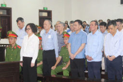 Vợ ông Trịnh Văn Quyết xin cho chồng được áp dụng hình phạt tiền thay vì tù giam