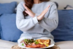 Điều gì xảy ra với cơ thể khi bỏ bữa tối một tháng?