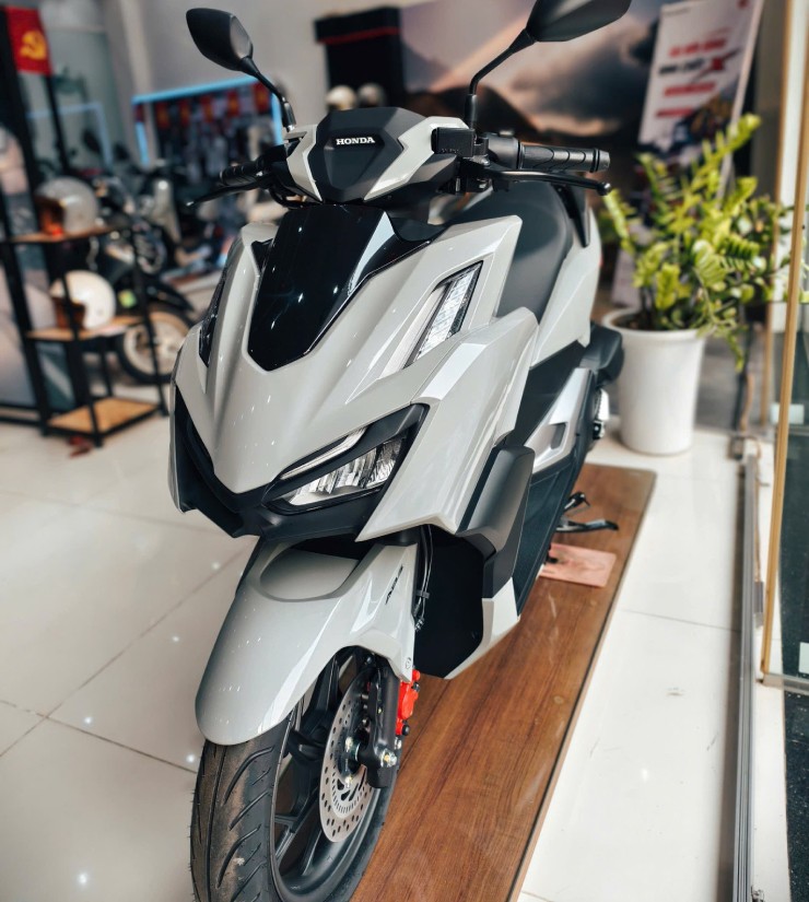 Giá Honda Vario 160 mới nhất hiện nay, giảm 6 triệu đồng - 2