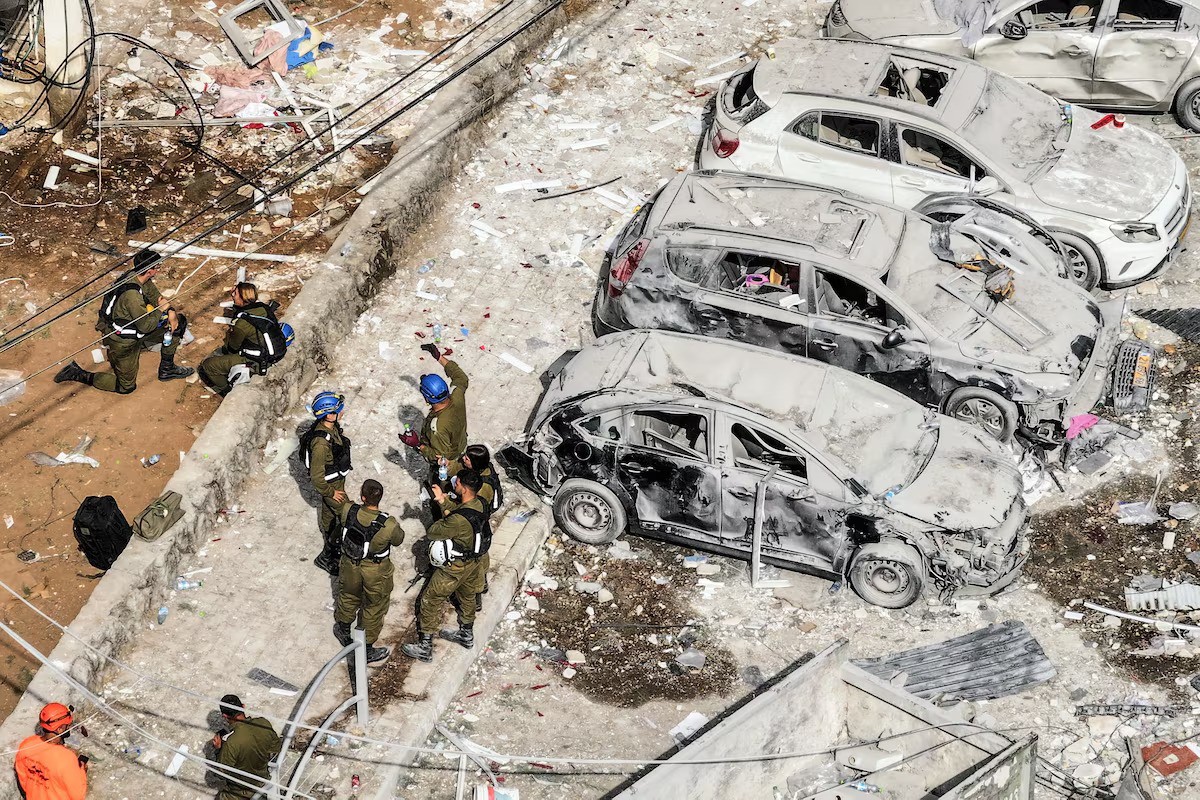Xung đột Israel – Iran chưa có dấu hiệu hạ nhiệt (ảnh: Reuters)