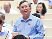  ' Tại sao bộ máy quản lý bao phủ, hàng giả vẫn lọt bệnh viện, trường học? ' 