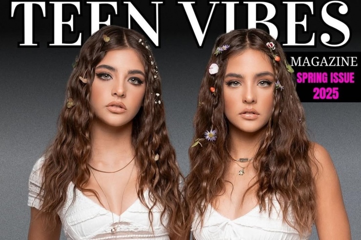 Tháng 5, bộ đôi được chọn làm gương mặt trang bìa tạp chí Teen Vibes. Cả hai thể hiện phong cách boho bằng áo xếp viền đăng ten, quần shorts denim.