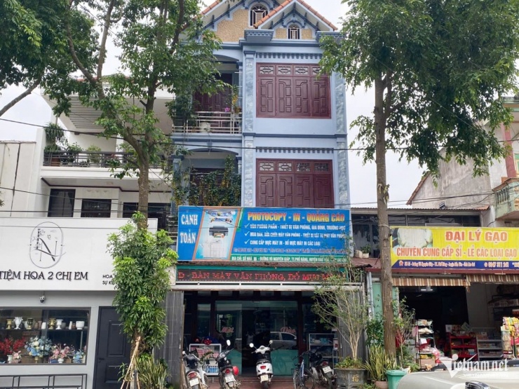 Cửa hàng kinh doanh Cảnh Toàn phản ánh các đơn vị của huyện Bảo Yên nợ tiền hàng trong nhiều năm. Ảnh: XĐ