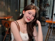 Thời trang khoe body của bạn gái Hieuthuhai