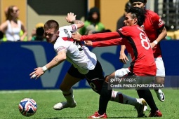 Video bóng đá River Plate - Urawa Red: Phô diễn đẳng cấp vượt trội (FIFA Club World Cup)