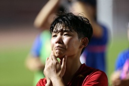 Tuyển thủ U19 nữ Việt Nam bật khóc sau lần thứ 4 liên tiếp thua chung kết Đông Nam Á