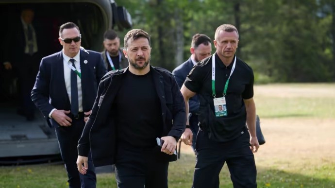 Ông Zelensky tại Canada (ảnh: Pravda)