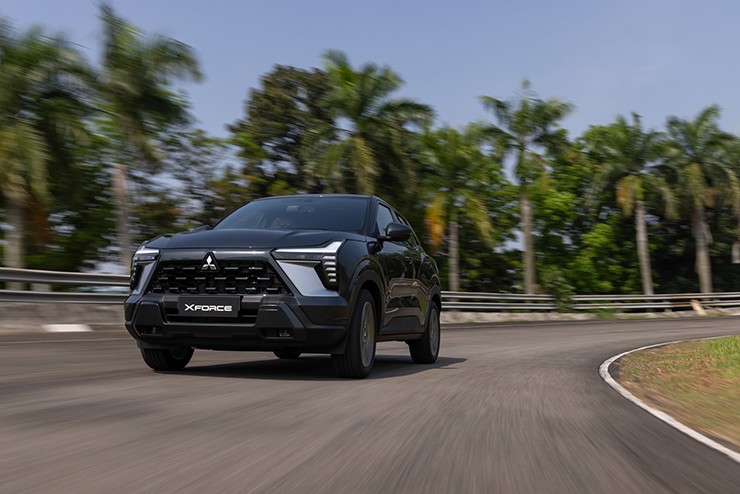 Giá xe Mitsubishi Xforce tháng 6/2025, hỗ trợ 50% phí trước bạ - 9
