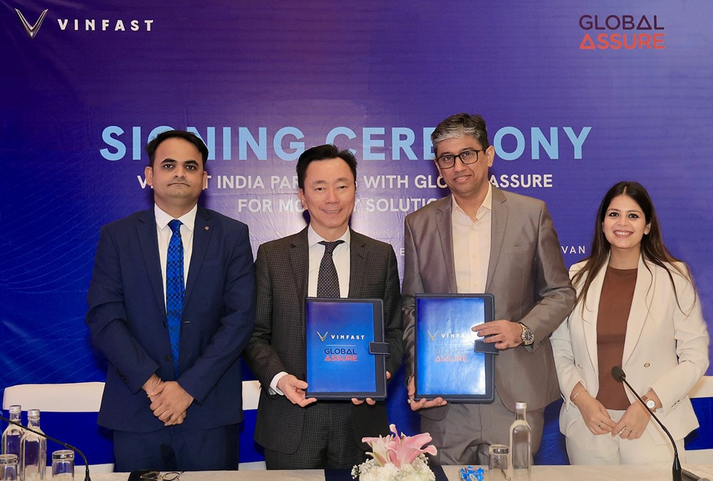 Global Assure sẽ chịu trách nhiệm vận hành loạt dịch vụ hậu mãi thiết yếu cho VinFast, bao gồm: Tổng đài chuyên trách chăm sóc khách hàng 24/7, dịch vụ cứu hộ toàn quốc, giải pháp sạc điện di động, và đội ngũ kỹ thuật lưu động theo yêu cầu.