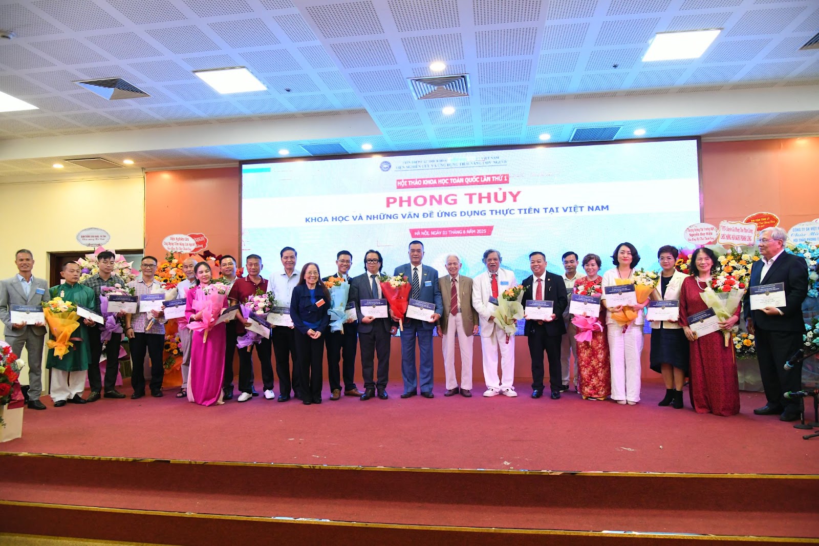 Phát biểu của chuyên gia – Ghi nhận từ giới học thuật