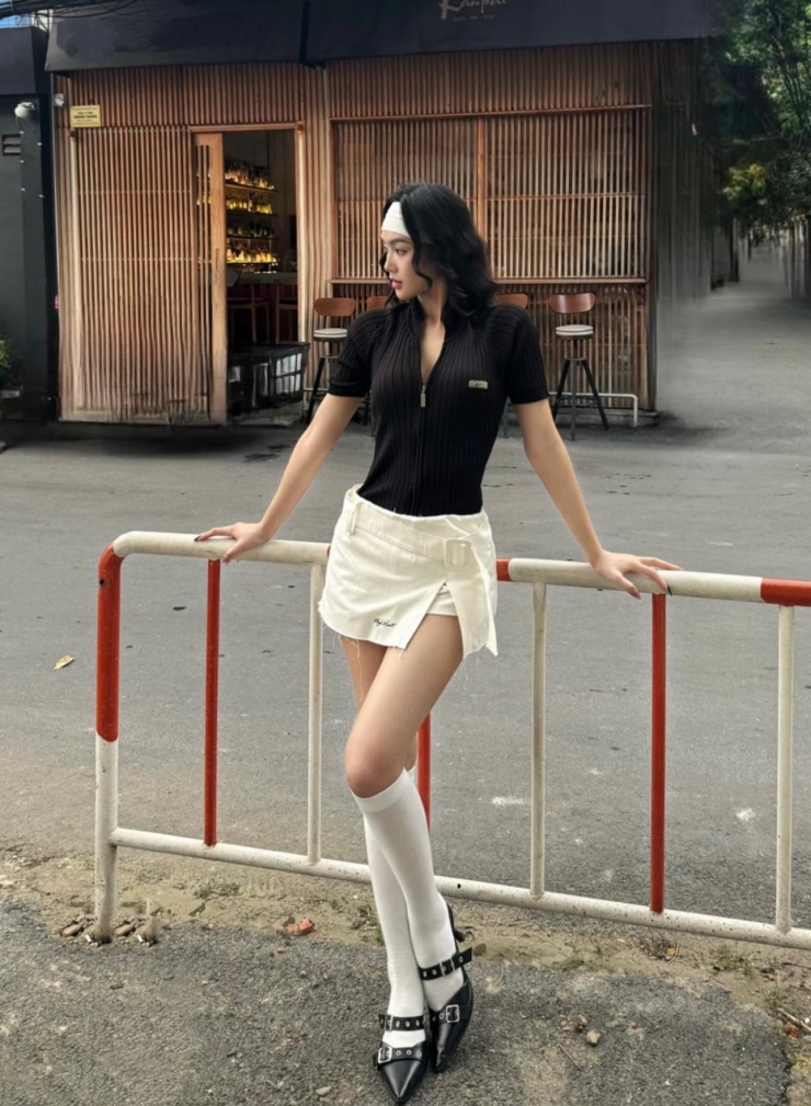 Mỹ nhân VFC quê Thanh Hóa gợi ý kiểu áo thun sexy cuốn hút mùa hè - 11