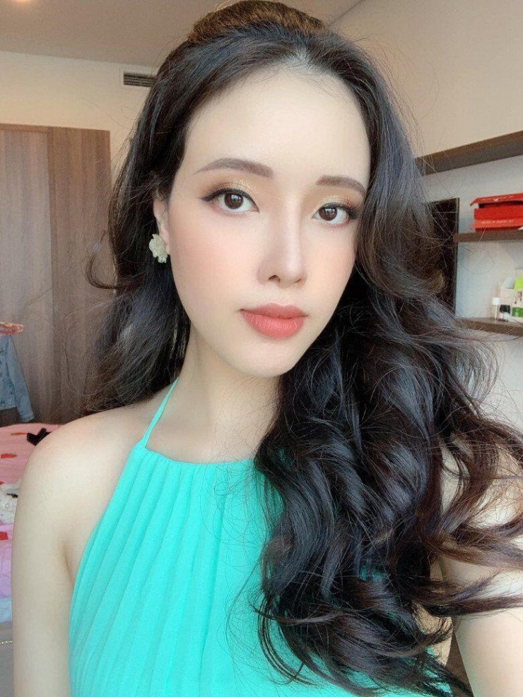 Em gái kín tiếng của Hoa hậu Mai Phương Thuý: Cao 1m78, có màn lột xác ngoạn mục, xinh chẳng kém chị dù đã là mẹ bỉm 2 con - 2