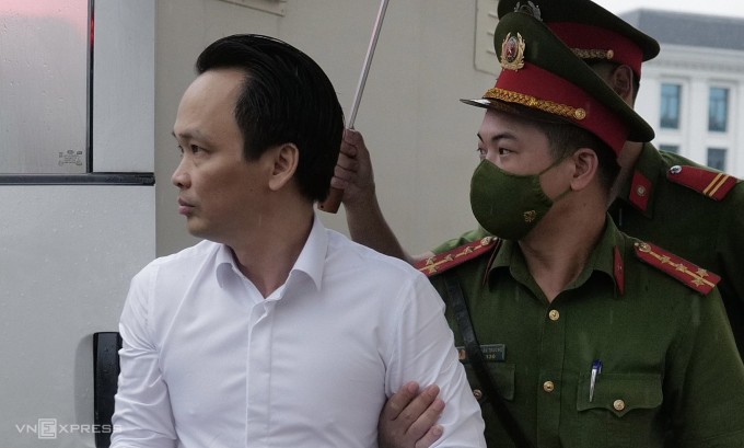 Ông Trịnh Văn Quyết trong phiên tòa sơ thẩm, tháng 7/2024. Ảnh: Ngọc Thành