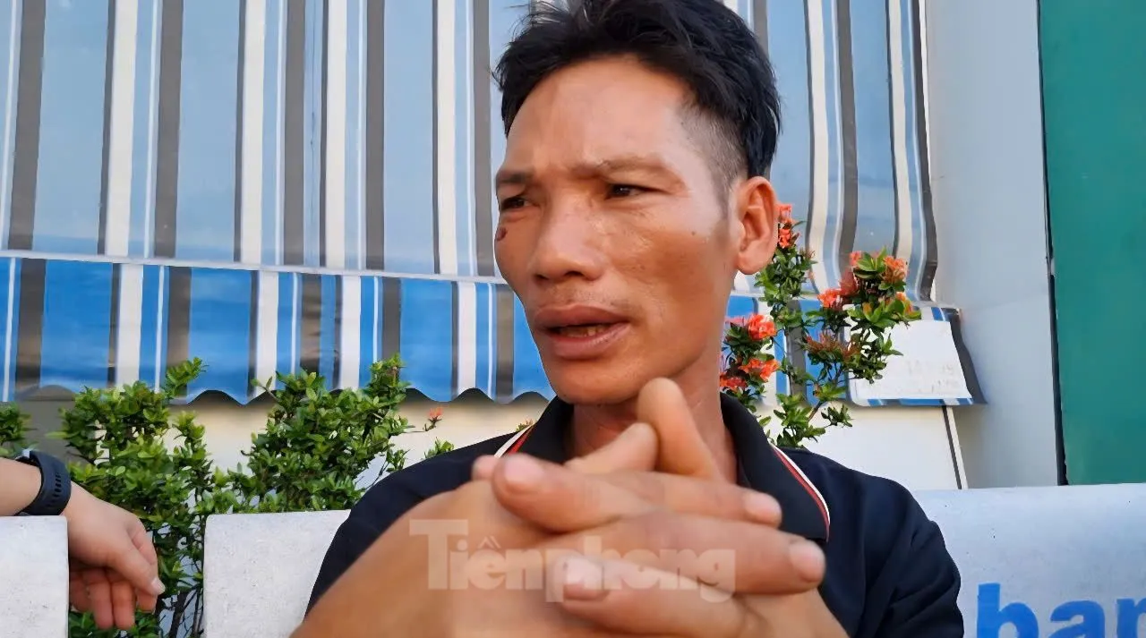 Anh Đoàn Văn Thắng kể lại vụ tai nạn kinh hoàng. Ảnh: Hoài Văn