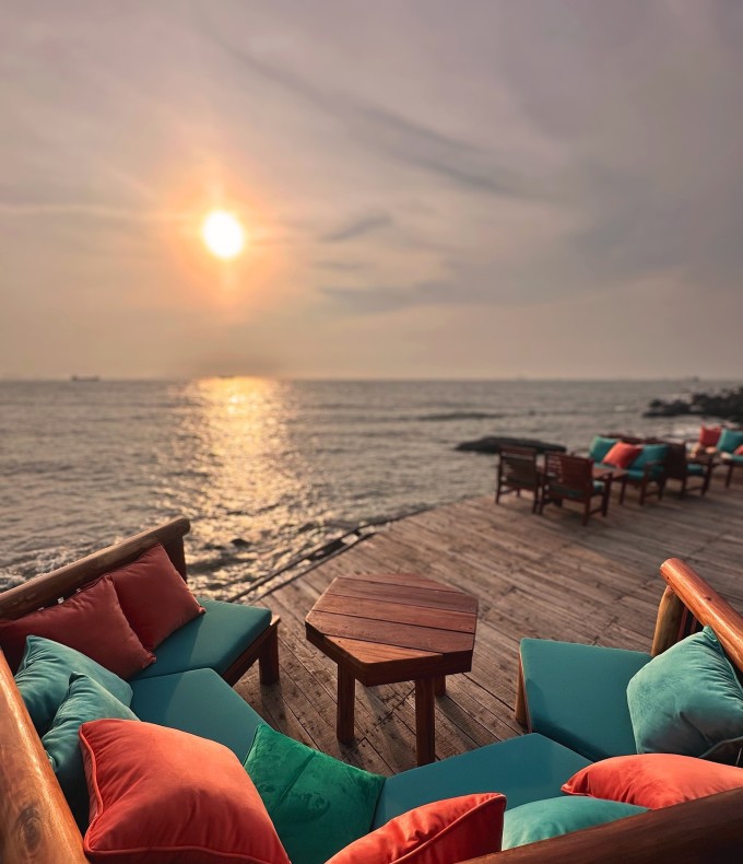 Bãi biển hoang sơ chưa nhiều người biết ở Thanh Hóa - 9
