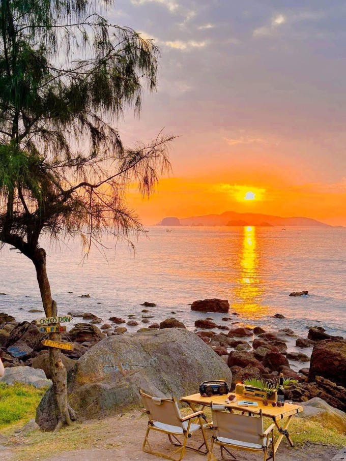 Bãi biển hoang sơ chưa nhiều người biết ở Thanh Hóa - 1