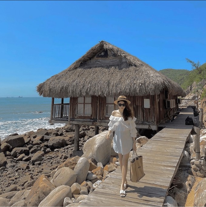 Bãi biển hoang sơ chưa nhiều người biết ở Thanh Hóa - 7