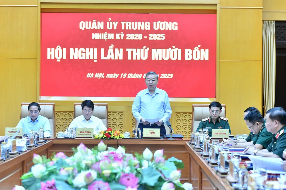 Tổng Bí thư Tô Lâm, Bí thư Quân ủy Trung ương chủ trì Hội nghị. Ảnh: NHÂN DÂN