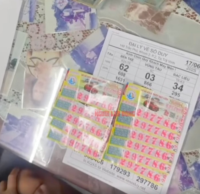 11 tờ vé số trúng giải độc đắc