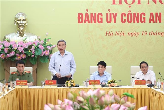 Tổng Bí thư Tô Lâm phát biểu chỉ đạo tại hội nghị - Ảnh: TTXVN