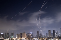 Israel còn đủ tên lửa đánh chặn chống đỡ đòn tấn công từ Iran trong bao lâu?