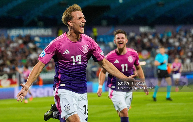U21 Đức hạ U21 Anh để khép lại vòng bảng với 9 điểm tuyệt đối