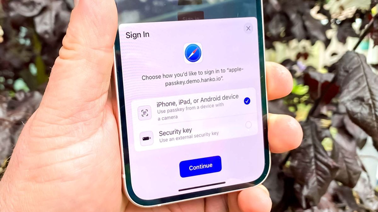 iPhone đã cho đăng nhập Facebook không cần mật khẩu.