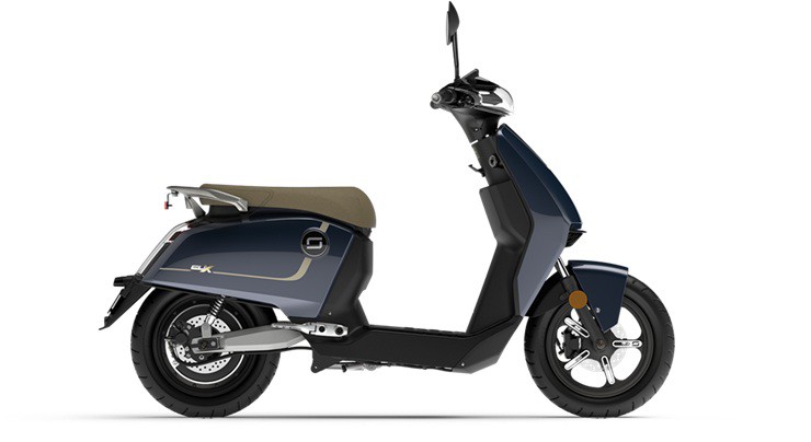Xe điện Nhật thiết kế siêu gọn, đi 80km một lần sạc - 5