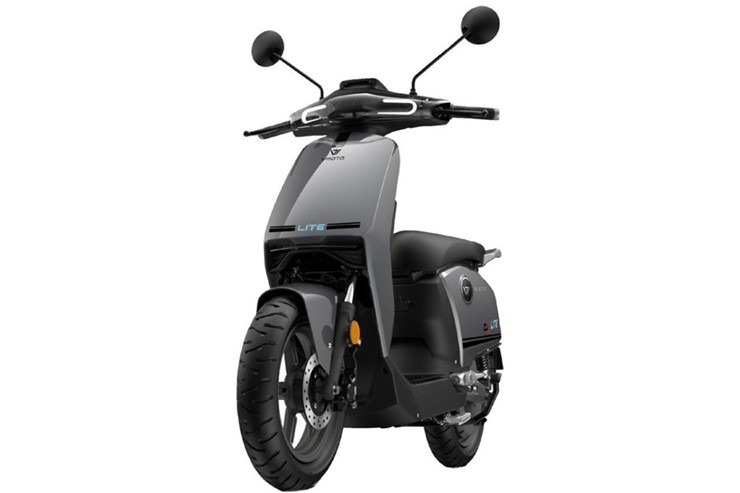 Xe điện Nhật thiết kế siêu gọn, đi 80km một lần sạc - 3