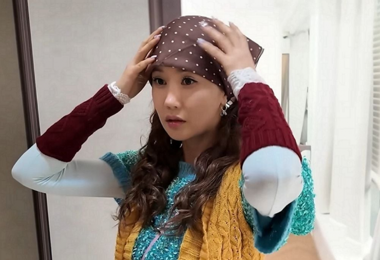 Lee Da Hae tái hiện lại tạo hình của cô trong phim My Girl 20 năm trước