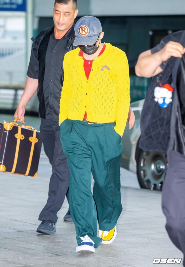 "Điểm 10 tinh tế" gọi tên ông hoàng Kpop. Quả nhiên không phải tự dưng G-Dragon vững vàng ở vị trí này gần 2 thập kỷ