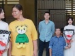 Chuyện cảm động sau bức ảnh kỷ yếu bố mẹ chụp cùng con gái ở Hòa Bình