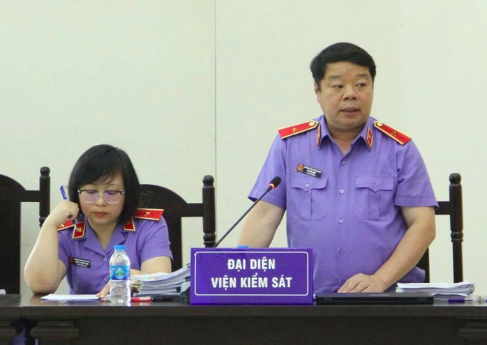 VKSND thực hành quyền công tố tại phiên toà