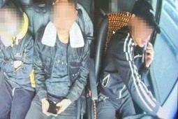 Cục CSGT: ' Sử dụng điện thoại khi đang lái xe là hành vi đặc biệt nguy hiểm '