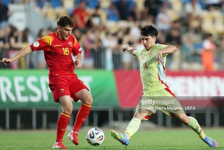 Video bóng đá U19 Montenegro - U19 Tây Ban Nha: Sao trẻ Barca ghi hat-trick (U19 EURO)