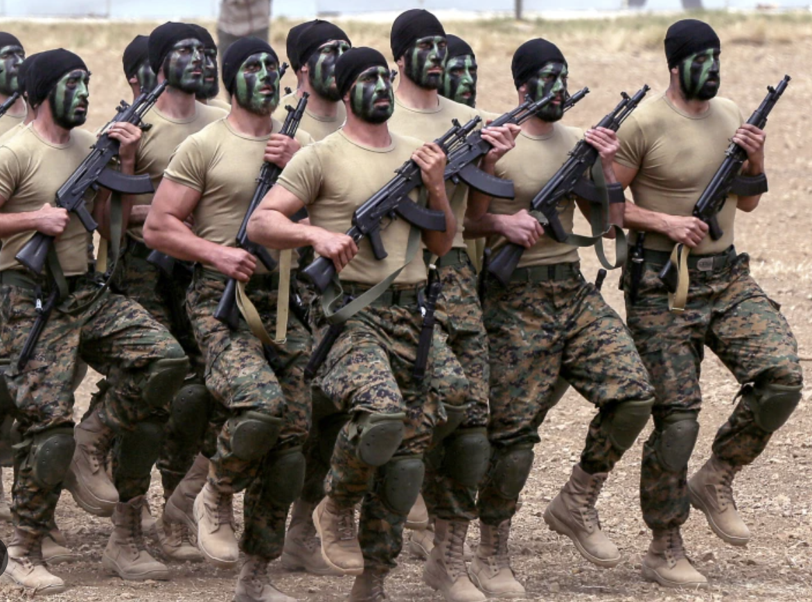 Các tay súng Hezbollah được huấn luyện (ảnh: Getty Images/NBC) Các tay súng Hezbollah được huấn luyện (ảnh: Getty Images/NBC)