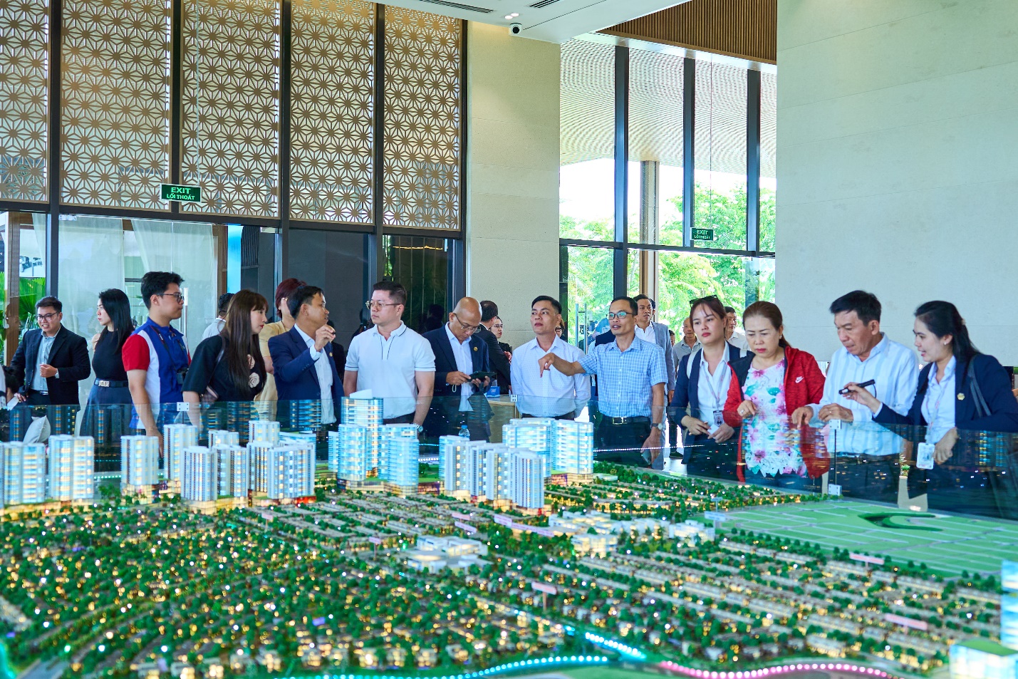 Khu Đông TP.HCM: Điểm của thị trường bất động sản trong nửa đầu năm 2025 - 1