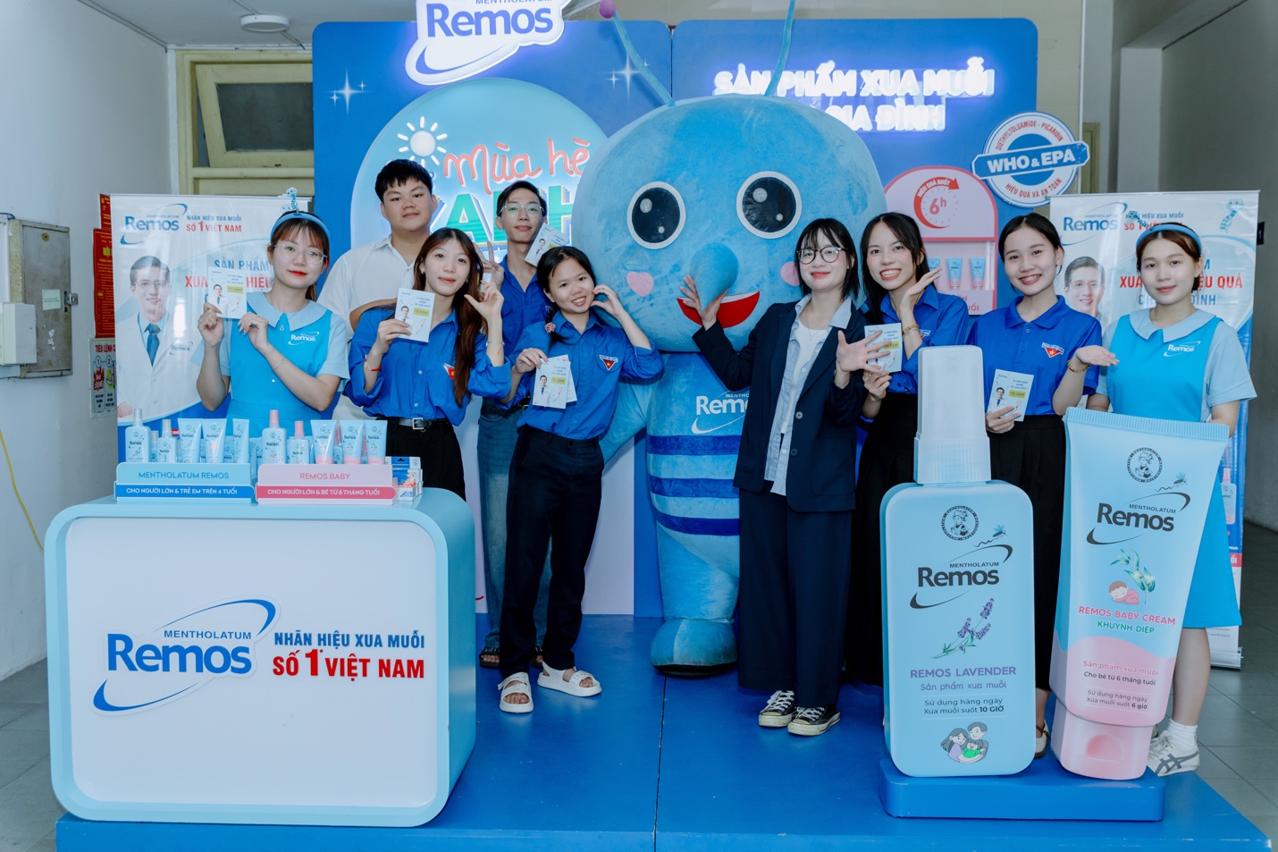 Content Creator Lèm giao lưu cùng các bạn sinh viên.