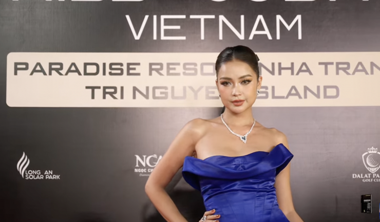 Hoa hậu Ngọc Châu diện váy màu xanh ôm sát vóc dáng, nhan sắc ngày càng thăng hạng&nbsp;