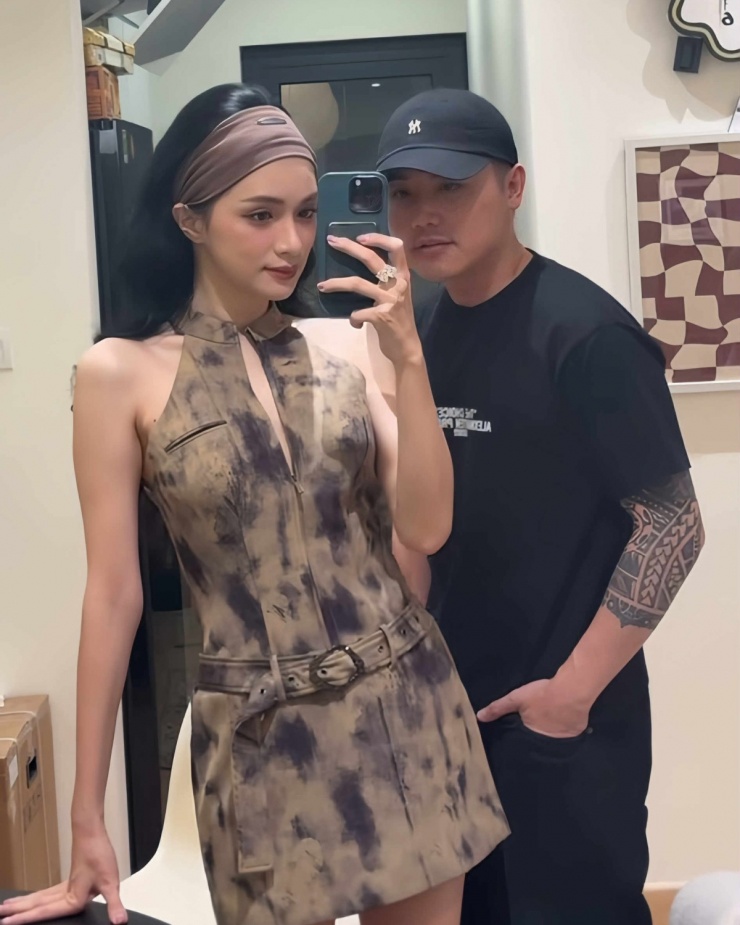 Đàm Thu Trang chít khăn như cụ bà, Quế Vân hở bạo đi xem G-Dragon - 7