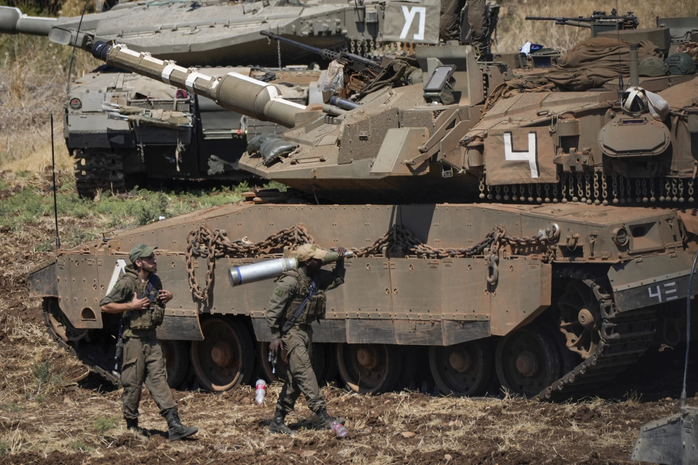 Israel sở hữu mạng lưới tình báo rộng khắp cùng lực lượng bộ binh, không quân mạnh mẽ. Ảnh: AP