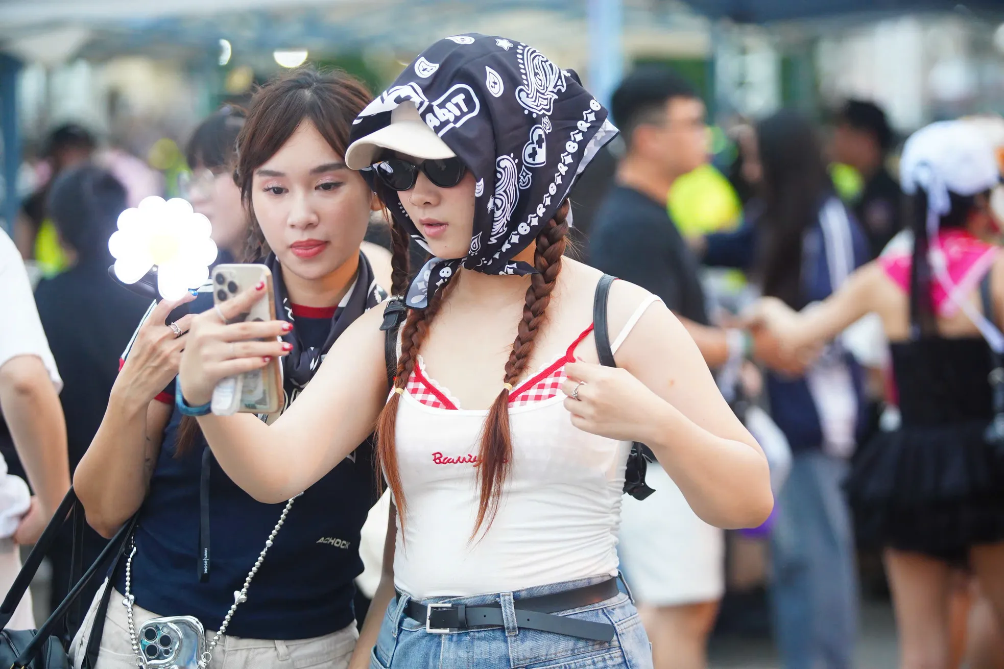 Biển người đổ về sân Mỹ Đình - 1