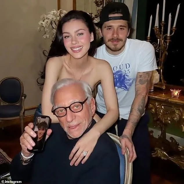 Tỷ phú Nelson được tin là không hài lòng vì ông bà Becks không chi tiền cho Brooklyn. Ảnh: IG.