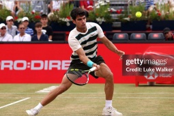 Trực tiếp tennis Alcaraz - Bautista-Agut:  " Tiểu Nadal "  giành break ở set 2 (Queen ' s Club)